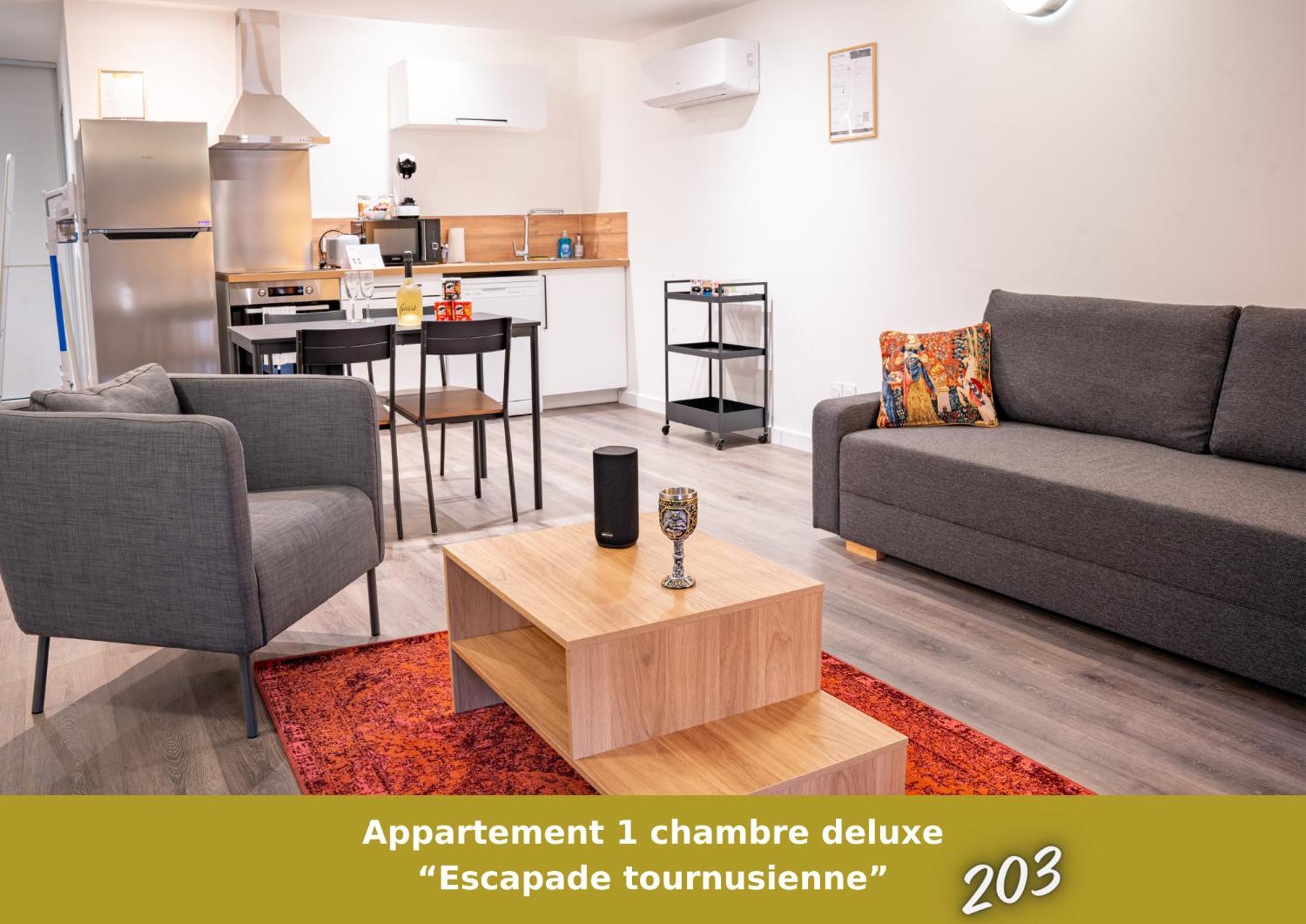Nuit Defendue - Jacuzzi - Sauna - By Primo C0Nciergerie Tournus Exterior photo